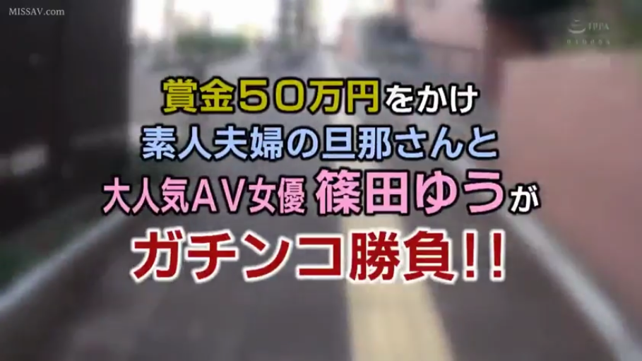 卧室 · 摆拍 · 中景 · 微笑 · 清纯 · 站立姿势 · 白色蕾丝内衣套