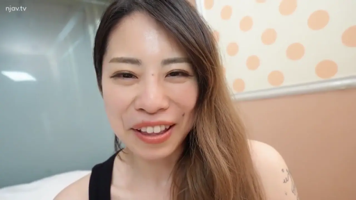 室内 · 粉色领巾 · 陶醉 · 仰卧 · 打码 · 性交行为 · 躯干特写 · 毛毯