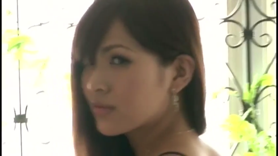 坐姿 · 全裸 · 背部 · 钢琴 · 背身 · 琴房 · 晒痕