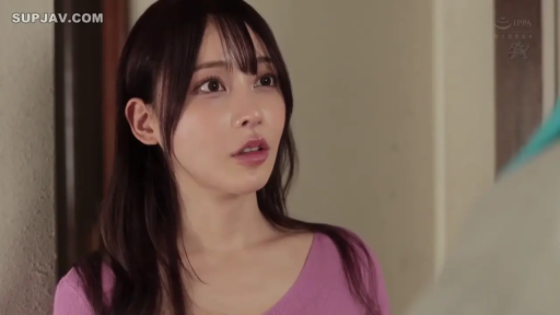 Corridor · Close-up of the face · Standing Posture · 疑惑 · 说话 · 夹克 · Towel · 中年男性