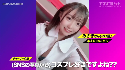 室内 · 甜美 · 面部特写 · 清纯 · 注视镜头 · 侧头 · 护士制服