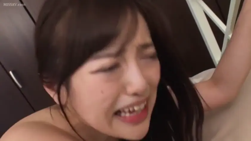 室内 · 性交 · 顔部のクローズアップ · うつ伏せ · 裸体 · 苦痛と快楽 · 亚洲