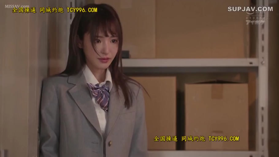 室内 · 全身 · 性交 · 全裸 · 昏暗 · 后入位 · 墙壁
