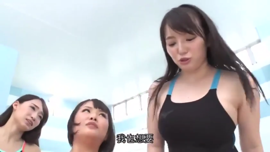 Indoor · Stand · 上半身 · 渴望 · Overlook · 连体泳衣