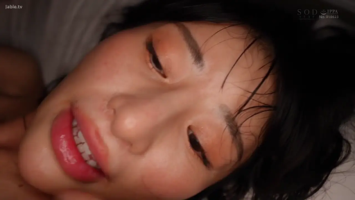 专注 · 性行为 · 臀部 · 跪爬 · 舔舐 · 健身房 · 运动内衣 · 健身凳