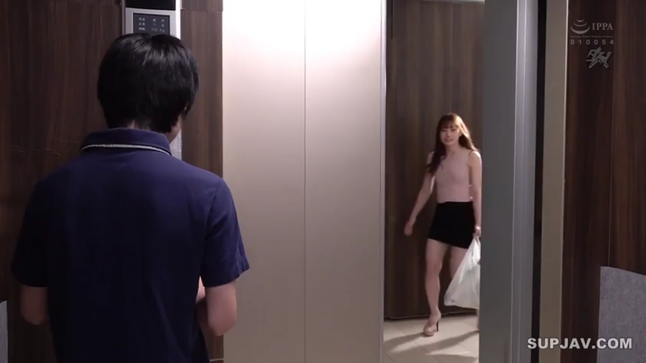性交 · 全裸 · 卧室 · 陶醉 · 全景 · 沙发 · 男女 · 骑跨