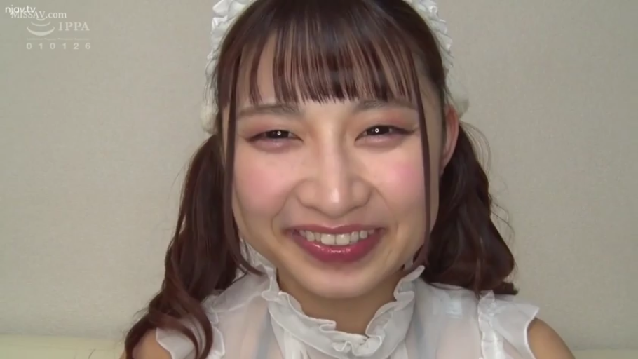 室内 · 微笑 · 双马尾 · 大特写 · 发箍 · 喜悦 · 正面直视 · 白色透视女仆装