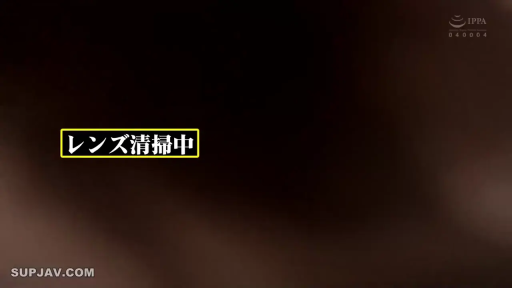 室内 · 字幕 · 镜头特写 · 镜头清理