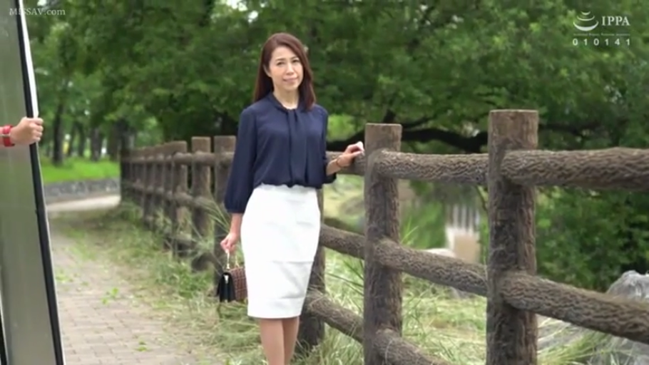 项圈 · 全景 · 张口 · 跪姿 · 户外 · 有码 · 多人性行为 · 绳子