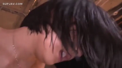 室内 · 侧首 · 张口 · 面部特写 · 裸露 · 性交中 · 凌乱湿发