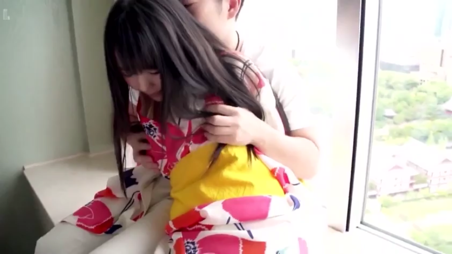 中景 · 窗边 · 和服