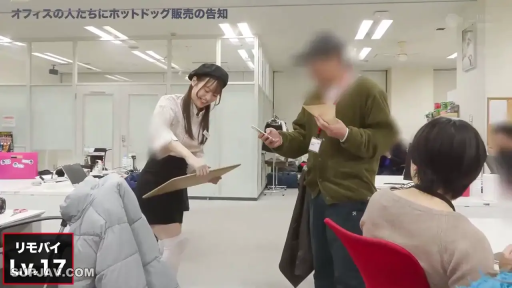 办公室 · 站立 · 展示 · 全景 · 微笑 · 职业制服 · 指示牌 · 工作环境