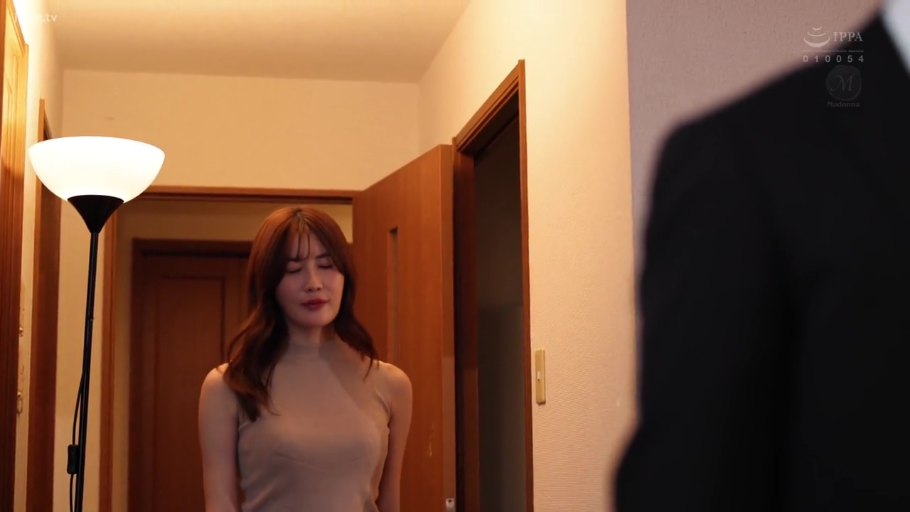 卧室 · 吐舌 · 项链 · 情侣 · 半裸 · 乳房 · 舔耳 · 从后拥抱