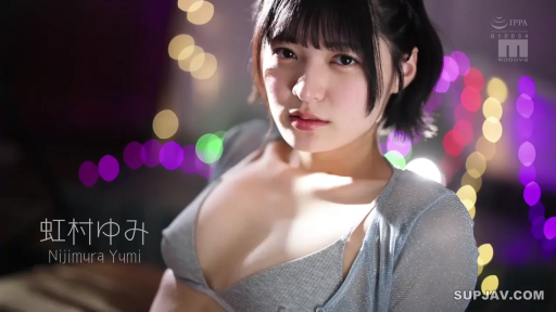 站立 · 中景 · 微笑 · 多人 · 街道 · 手机 · JK制服 · 闲逛