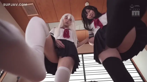 室内 · 足部 · 水手服 · 俯瞰撮影 · 俯视 · 冷淡 · 双人POV