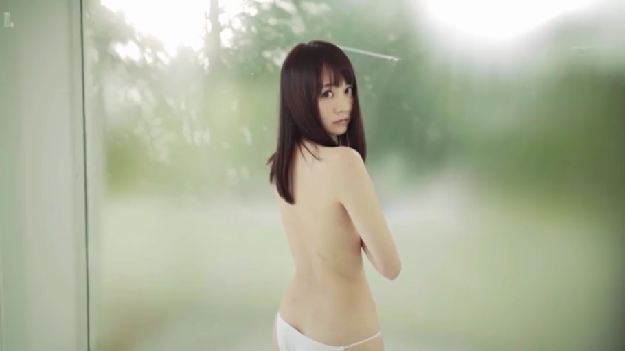 室内 · 站立 · 白色内裤 · 后背