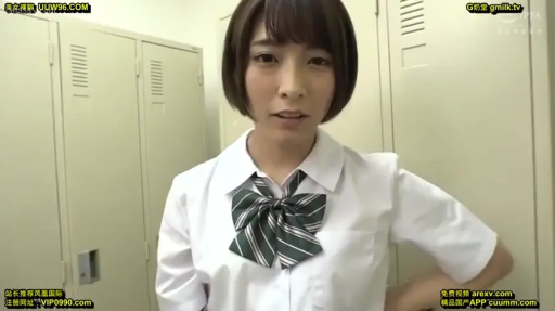 室内 · 脸部特写 · 字幕 · 微笑 · 水手服 · 正面 · 自我介绍