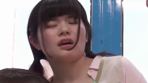 室内 · 脸部特写 · 性行为 · 陶醉 · 制服 · 仰头 · 亚洲女性