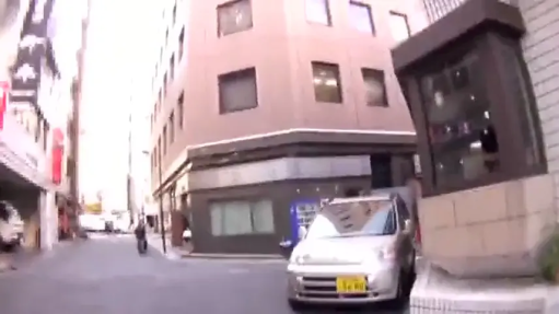 便服 · 街道 · 行走 · 汽车 · 日间 · 路过