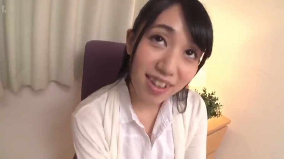 卧室 · 享受 · 枕头 · 面部特写 · 亲吻 · 躺姿 · 红色内衣 · 床戏