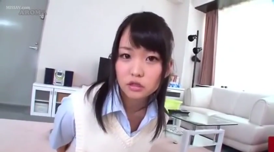 胸部 · 闭眼 · 床上 · 手铐 · SM · 仰卧束缚 · 揉奶 · 皮质手铐