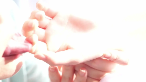 Indoor · Details · Nudity · 舔舐 · 手部特写 · 托举