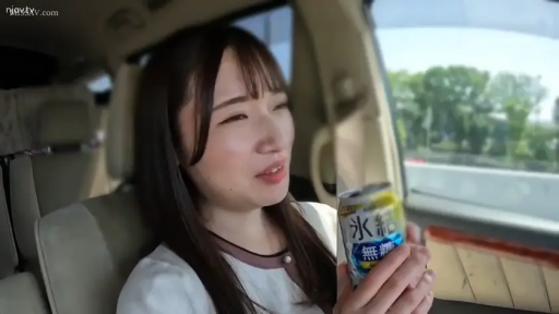全裸 · 特写 · 室内地毯 · 痛苦欢愉 · 面部胸部 · 仰躺姿势 · 揉乳性交