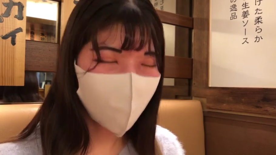 室内 · 投入 · 脸部特写 · 口交 · 跪姿 · 打码 · 体操服 · 阴茎（马赛克）