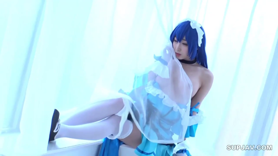 室内 · 侧卧 · 冷淡 · 撩起 · 蓝白色女仆装