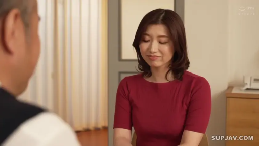 室内 · 座り姿勢 · 谈话 · 上半身 · 熟女 · 电话 · 红色连衣裙 · 腼腆