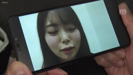 室内 · 脸部特写 · 居家服