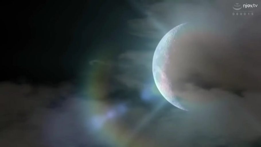 月亮特写 · 天空