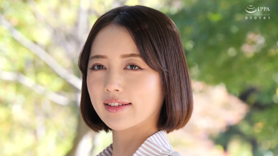 性交 · 卧室 · 高潮表情 · 枕头 · 正面中景 · 有马赛克 · 水手服上衣 · 坐位后入
