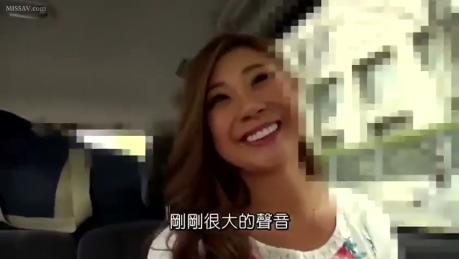 胸部 · 角色扮演 · 羞涩 · 成人内容 · 女仆装 · 酒店 · 发饰 · 前倾