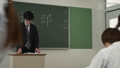 全身 · 骑乘位 · 性交 · 全裸 · 卧室 · 陶醉 · 床 · 居家风格
