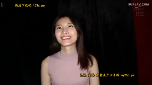 室内 · 面部特写 · 正面 · 无袖高领上衣