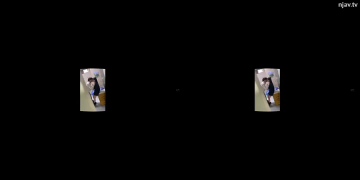 室内 · 站立 · 黑裙 · 远景 · 不详 · 拥吻 · 分屏