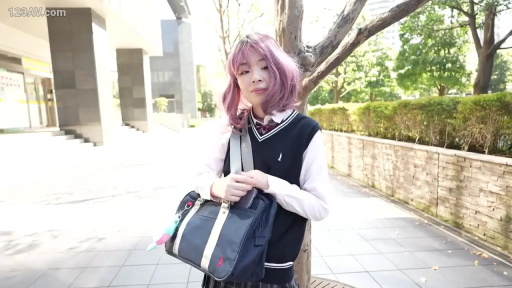 中景 · 站姿 · 微笑 · JK制服 · 户外 · 书包 · 拿手机 · 紫色短发