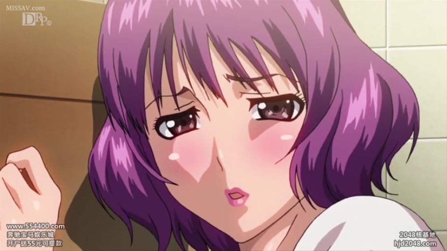 室內 · 臉部特寫 · 白色上衣 · 注視 · 靠牆 · 二次元 · 脸红