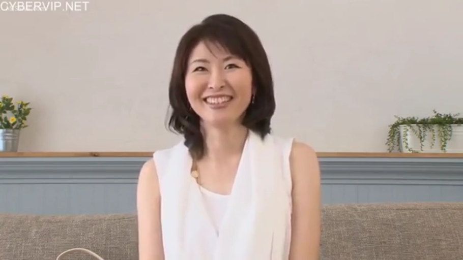 室内 · 性交 · 全裸 · 中景 · 传教士式 · 欢愉 · 客厅沙发