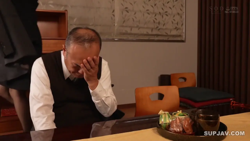 交谈 · 严肃 · 跪坐 · 和室 · 全景 · 剧情 · 茶具 · 商务装