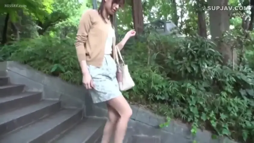 室内 · 投入 · 面部 · 俯身 · JK制服 · 格子裙 · 学生 · 舔舐