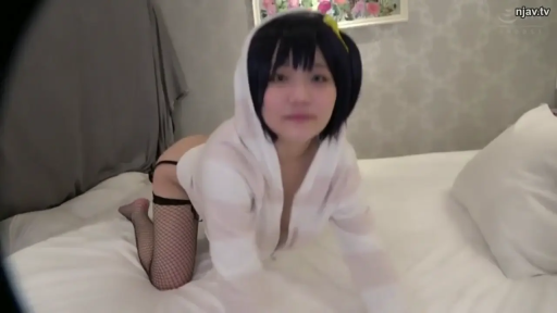 全身 · 卧室 · 跪趴 · 注视 · 连帽衫 · 床单 · Cosplay