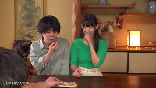 座り姿勢 · 和室 · 中景 · 常服 · 惊讶 · 钞票 · 博弈