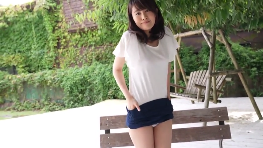 床上 · 红色内衣 · 中景 · 纠缠 · 多人 · 多人性行为 · 高潮