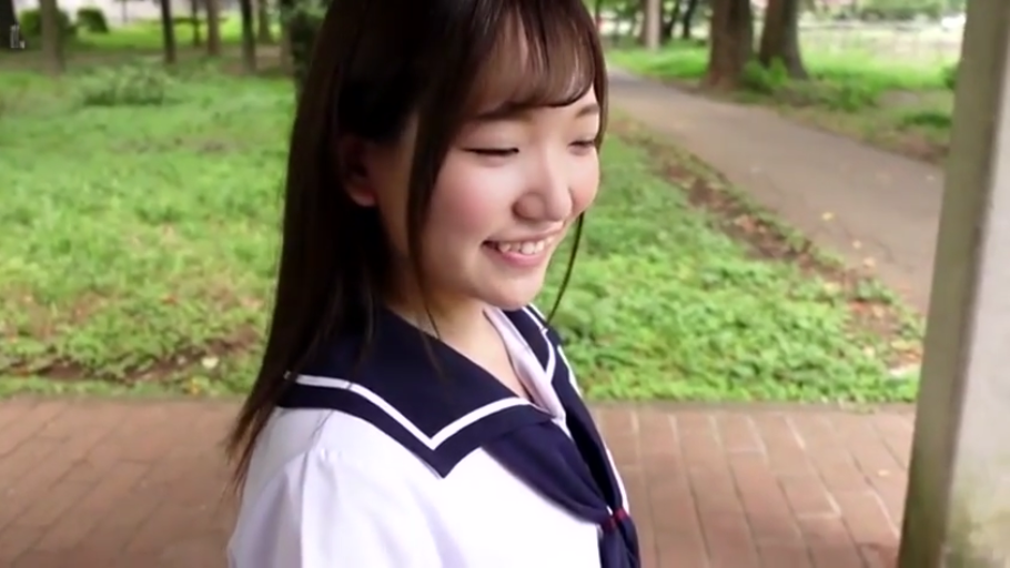 上半身 · 屋外 · 水手服