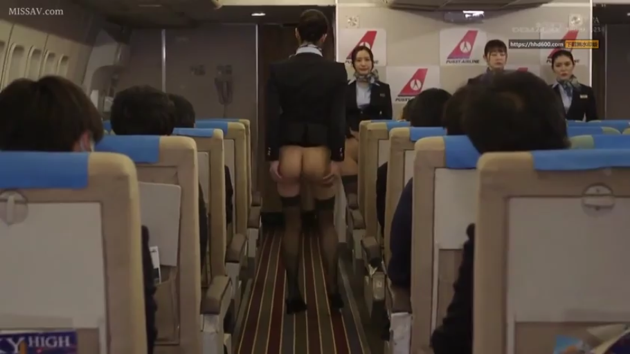 站立 · 臀部 · 空姐制服 · 机舱