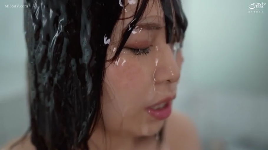 全裸 · 站立 · 失神 · 面部特写 · 颜射 · 室内浴室 · 精液覆盖