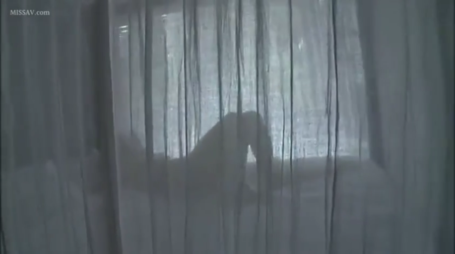 性交 · 脸部特写 · 全裸 · 卧室 · 床铺 · 销魂 · 趴卧 · 汗水