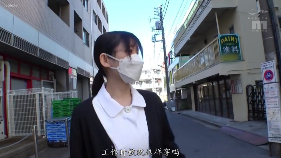 站立 · 摆拍 · 躯干特写 · 窗户 · 性感 · 蓝色透视上衣 · 窗前